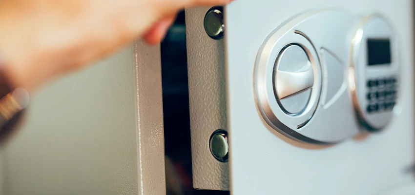 Fingerprint Safe Openers in French Valley, CA