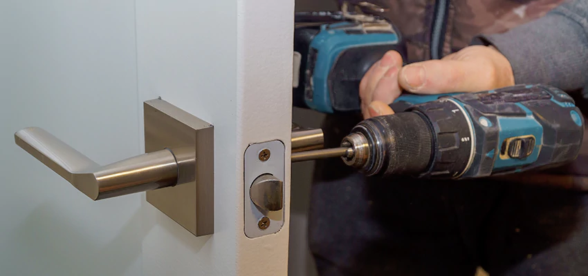Broken Door Handle Lock Repair in French Valley, California